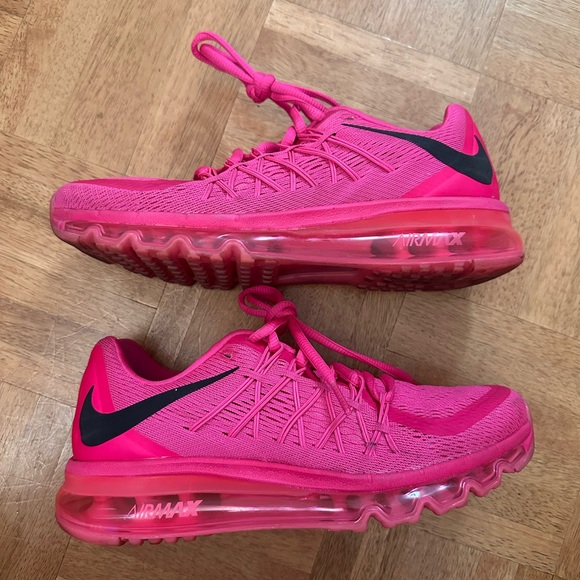 Nike Women’s Air Max 2015